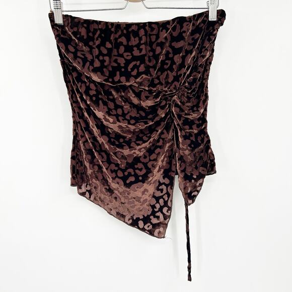 Urban Outfitters UO Silence + Noise Remy Leopard Print Velvet Burnout Tube Top - Picture 2 of 7